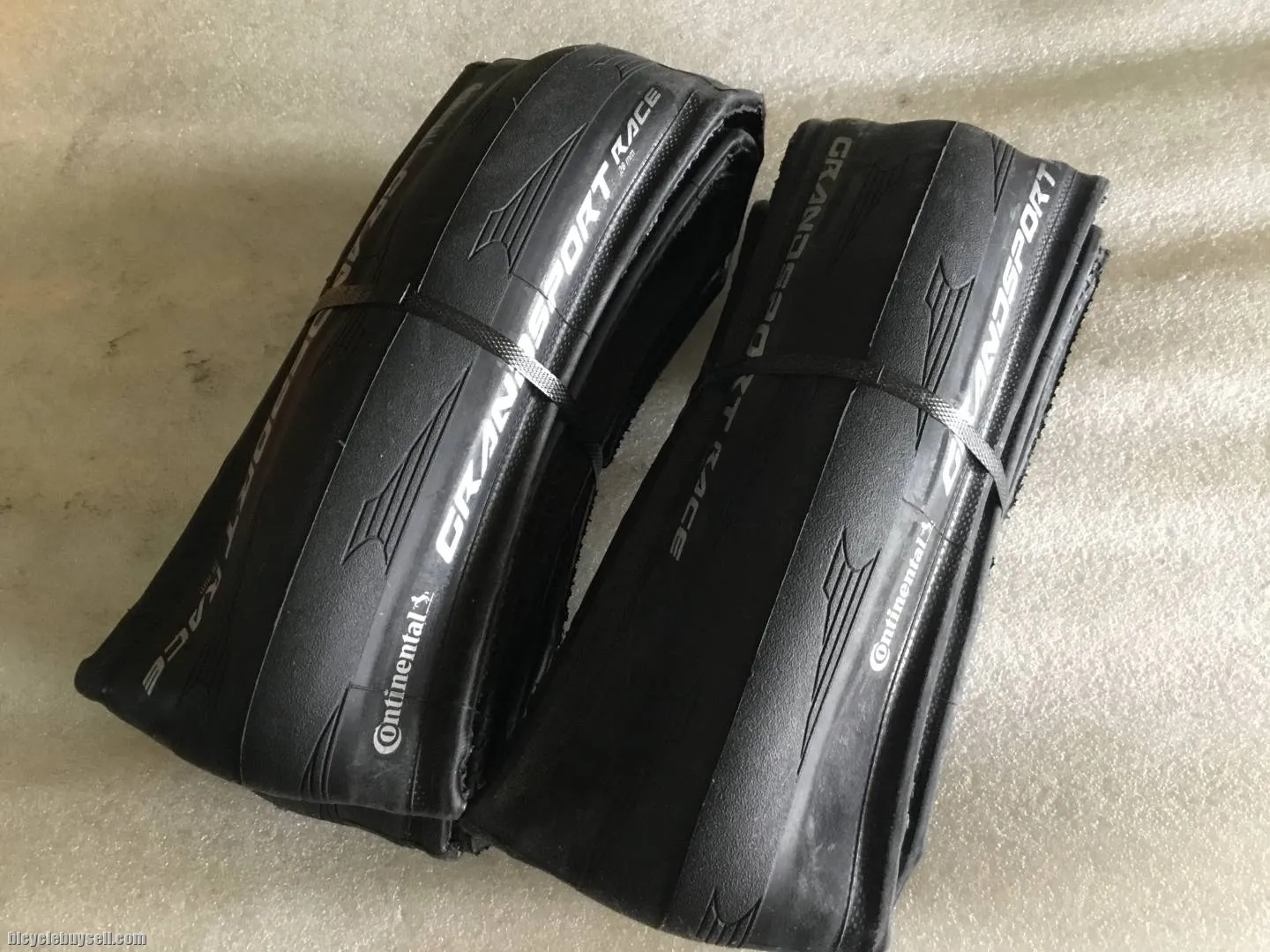 Continental GrandSport Race 700x28c | 1pair @ free pos