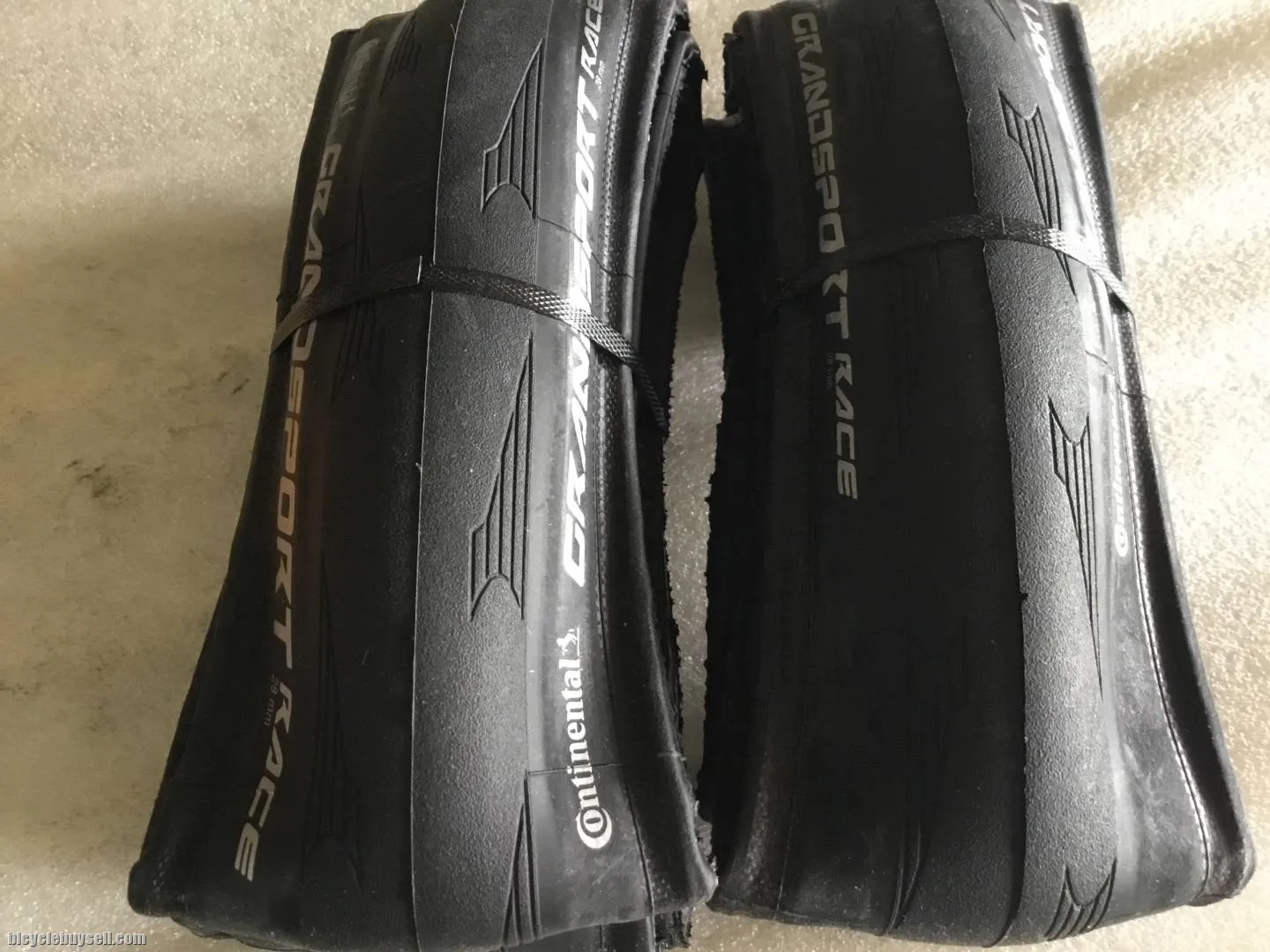 Continental GrandSport Race 700x28c | 1pair @ free pos