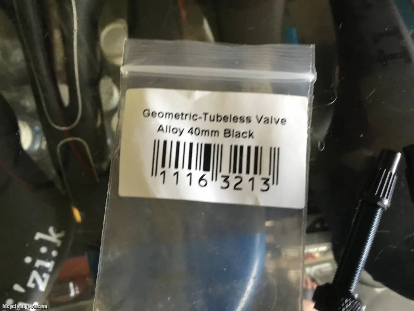 Geometric 40mm Tubeless Valve / Black Alloy / Taiwan (free pos w.m)