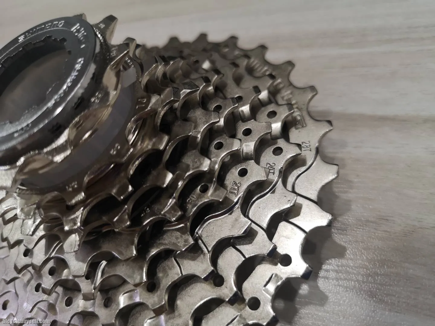 Shimano CS- HG400 11-28t Road/Foldy 9 Speed Cassette