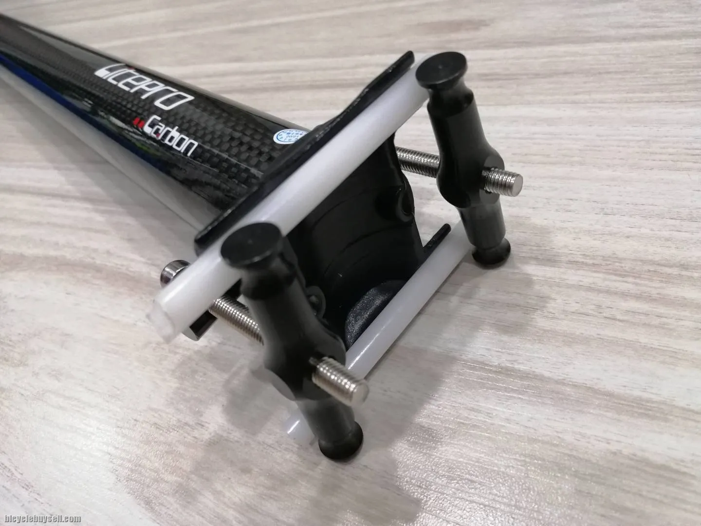 Original Litepro Carbon 33.9 x 580mm Carbon Seatpost