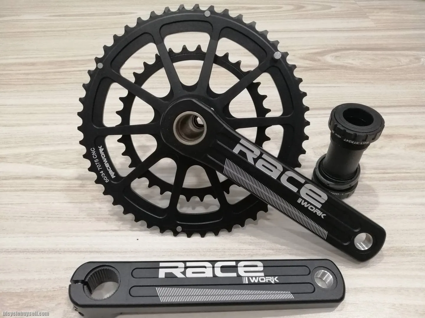RaceWork 50/34 170mm Road Bicycle Crank Set With Bottom Bracket