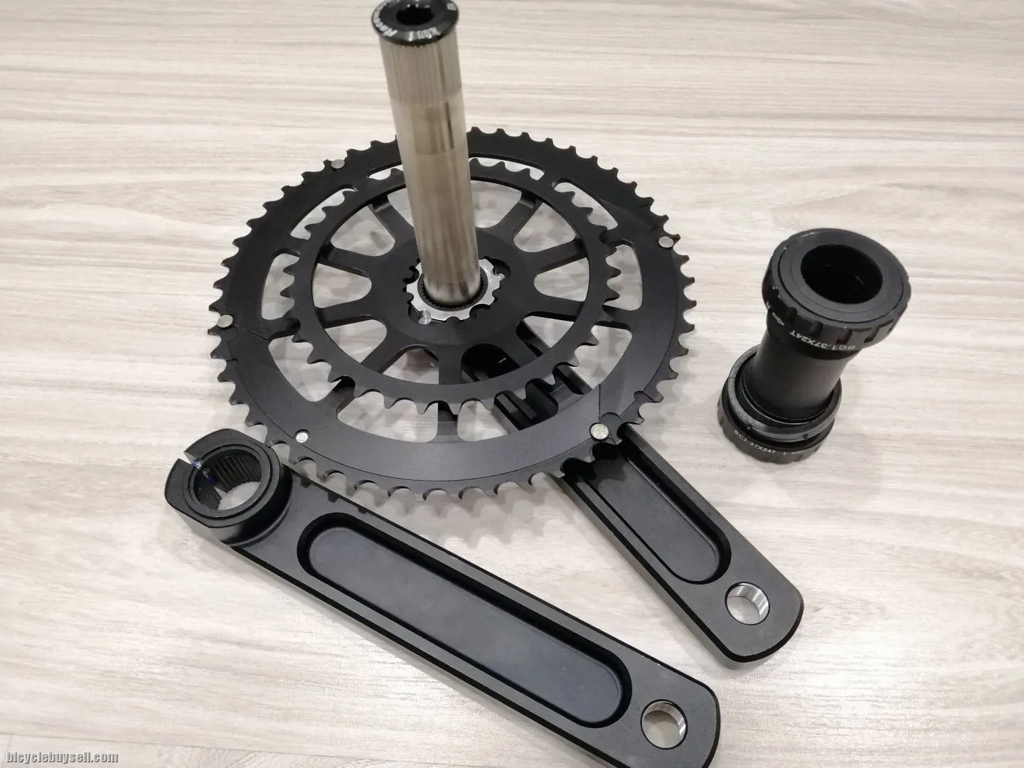 RaceWork 50/34 170mm Road Bicycle Crank Set With Bottom Bracket