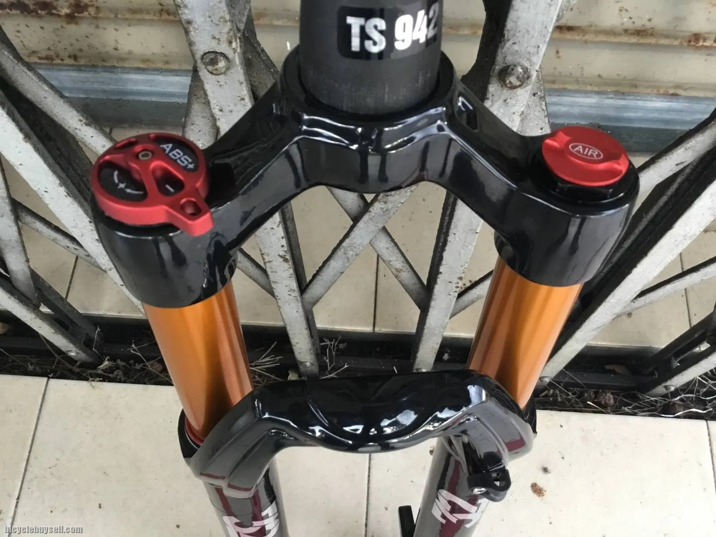 DGB 32 PRO 27.5 Air Forks -- free courier