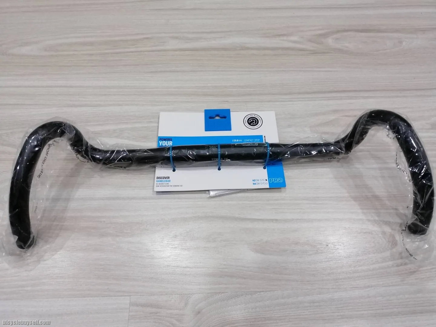 Shimano Pro Discover Gravel 30 Degree Handlebar 42cm (Center-to-Center)