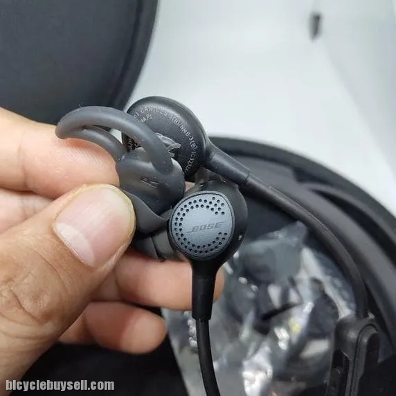 Bose QuiteControl 30 (Brand New !!!) ðŸ’¯% Original