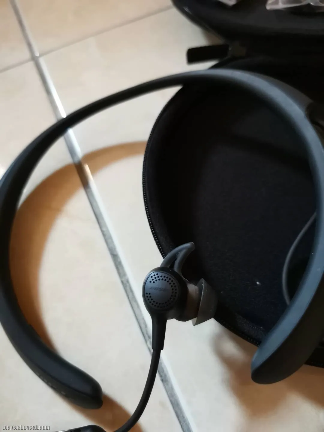 Bose QuiteControl 30 (Brand New !!!) ðŸ’¯% Original