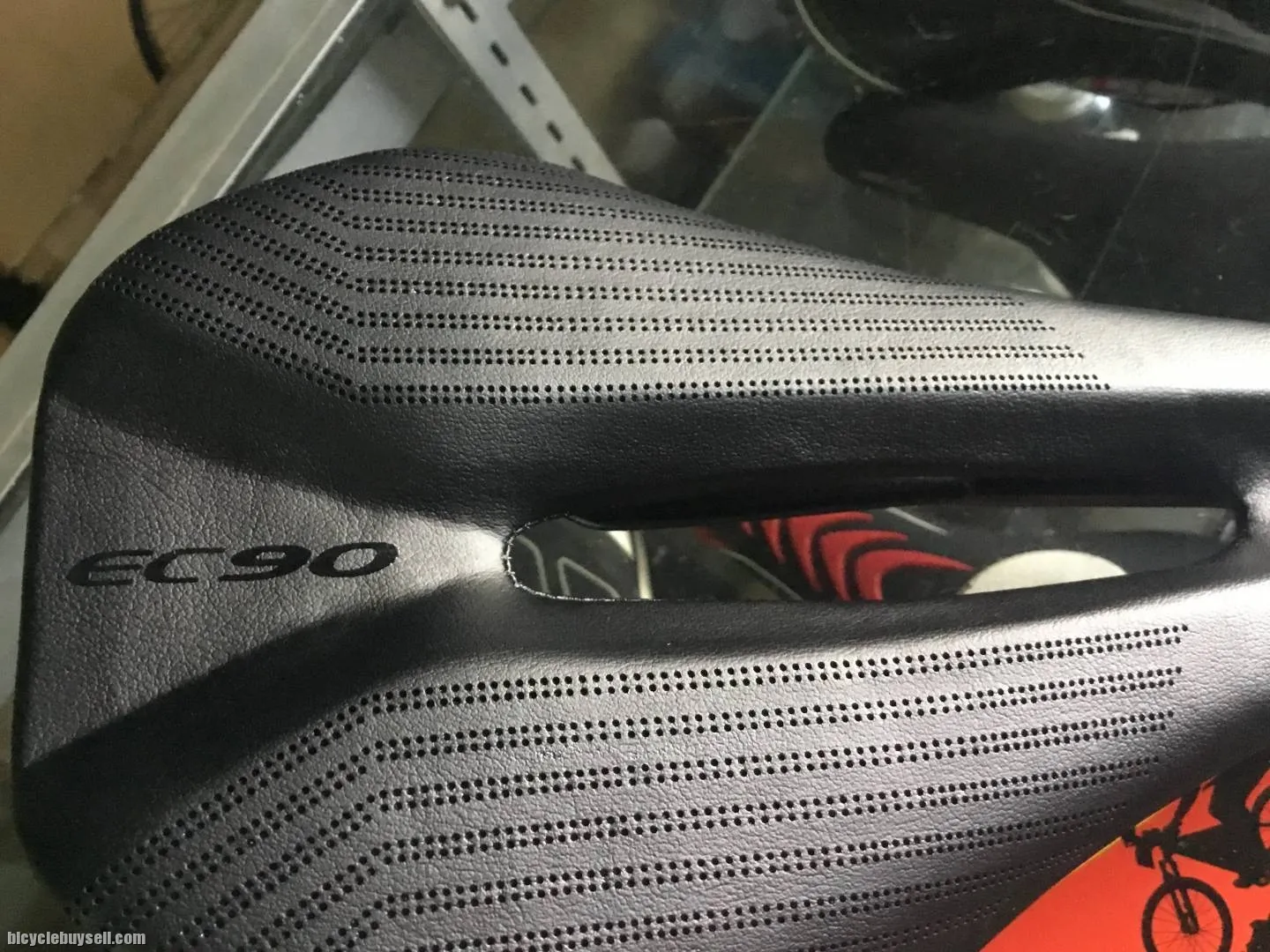 EC90 Comfort Big/Short Saddles  (free pos w.m)