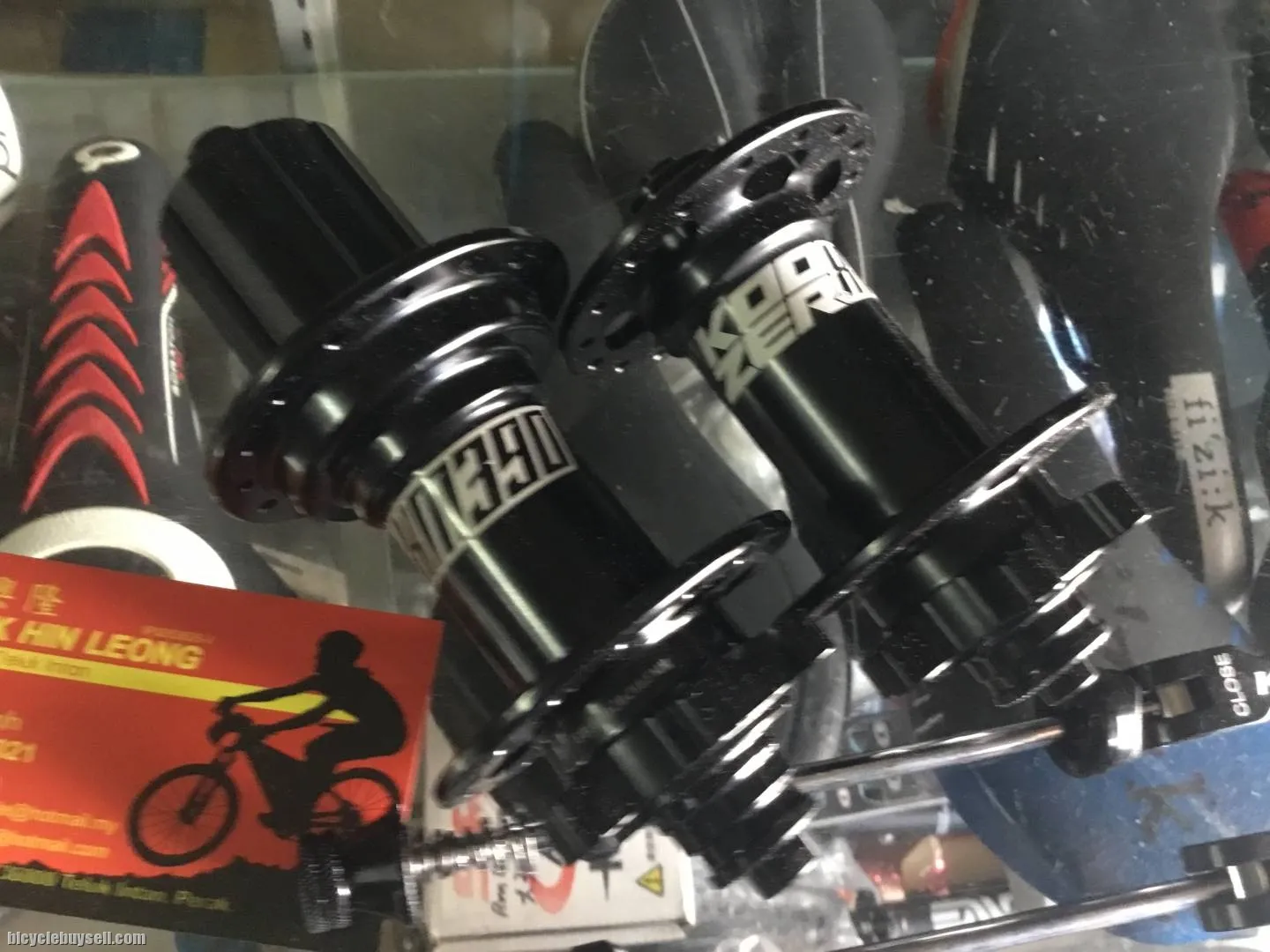Koozer XM390 Pro LightWeight 32H Hubs (free pos w.m)