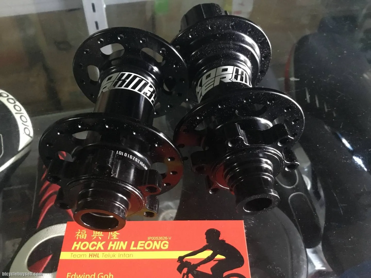Koozer XM390 Pro LightWeight 32H Hubs (free pos w.m)