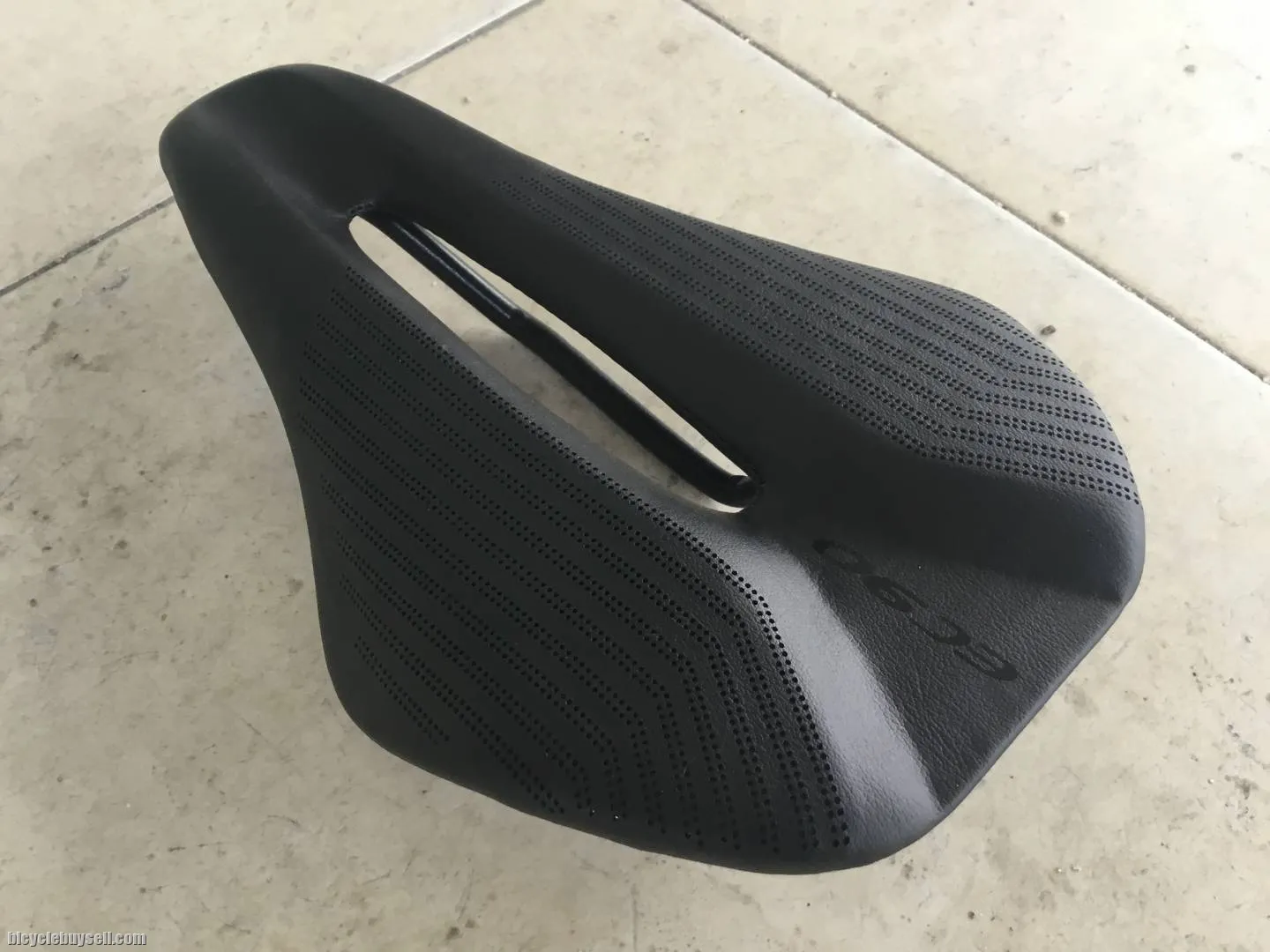 EC90 Power Comfort Saddles -- free courier