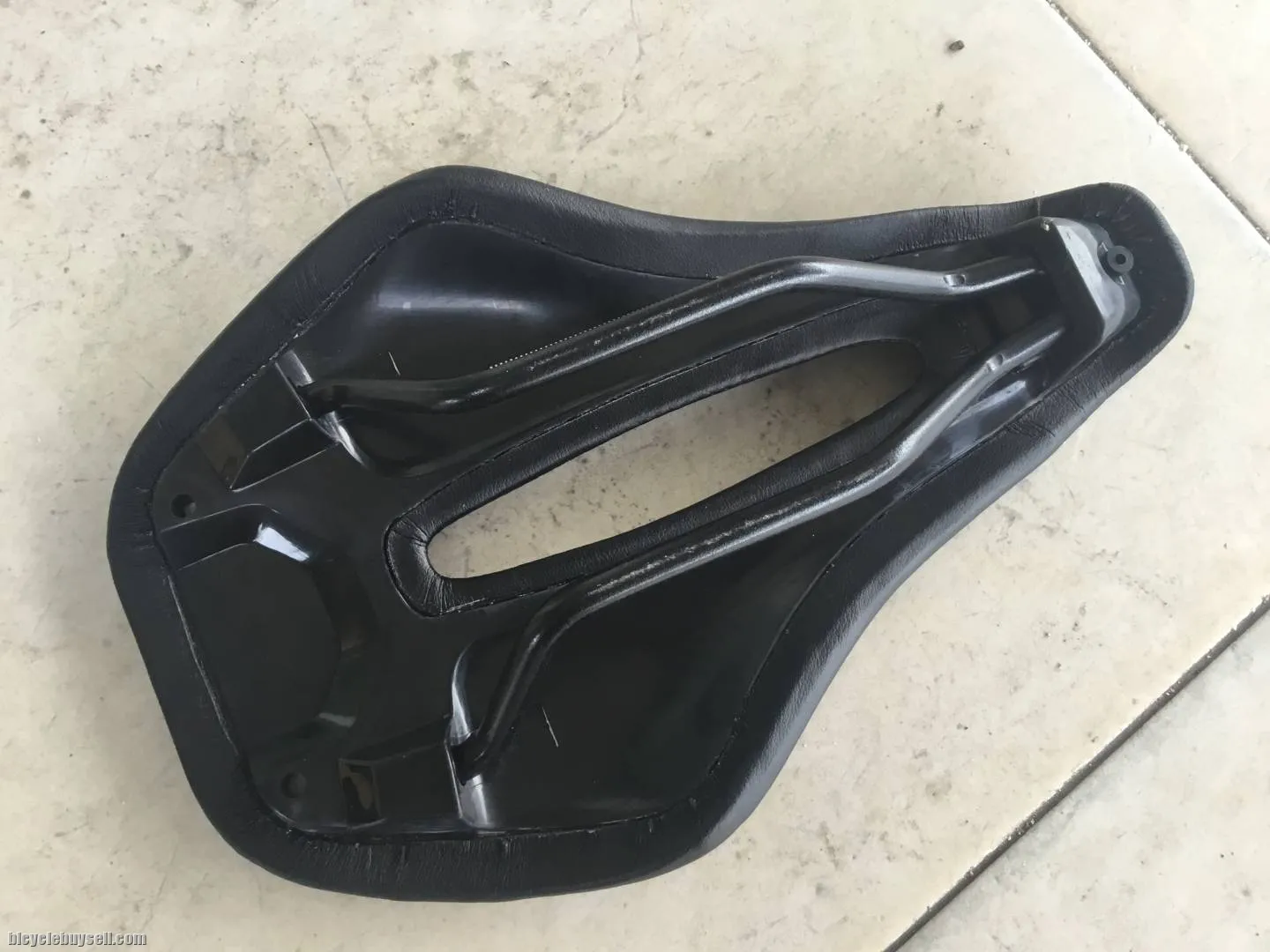 EC90 Power Comfort Saddles -- free courier