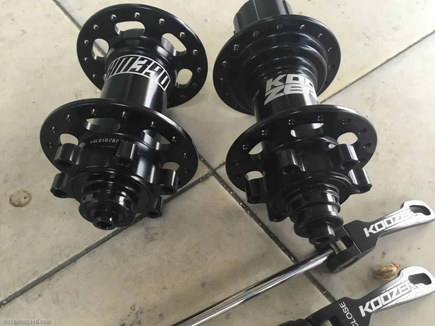 Koozer XM390 Pro Hubs MTB 32H | QR -- free courie