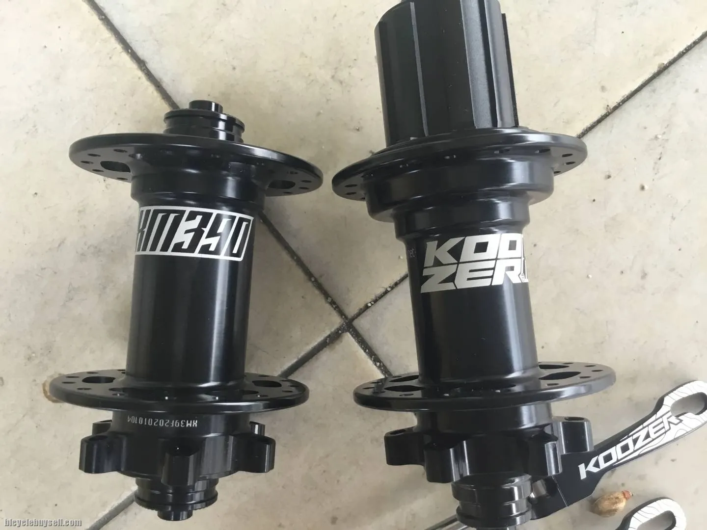 Koozer XM390 Pro Hubs MTB 32H | QR -- free courie