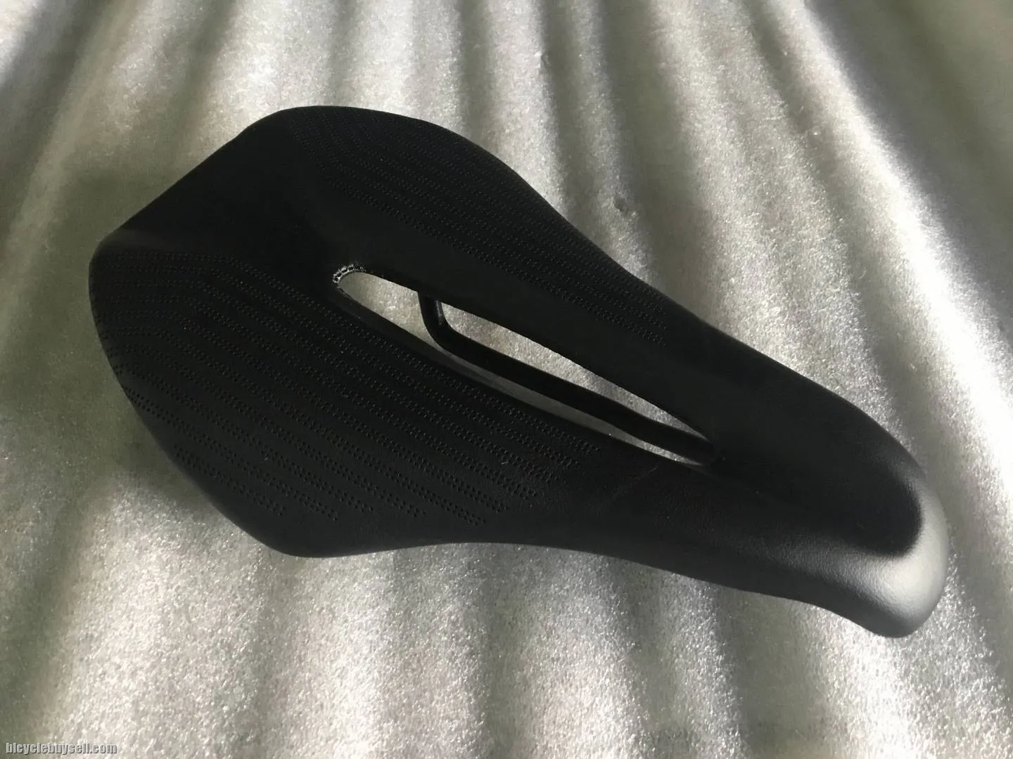 EC90 Power Big Flow Pro Saddles @ free pos
