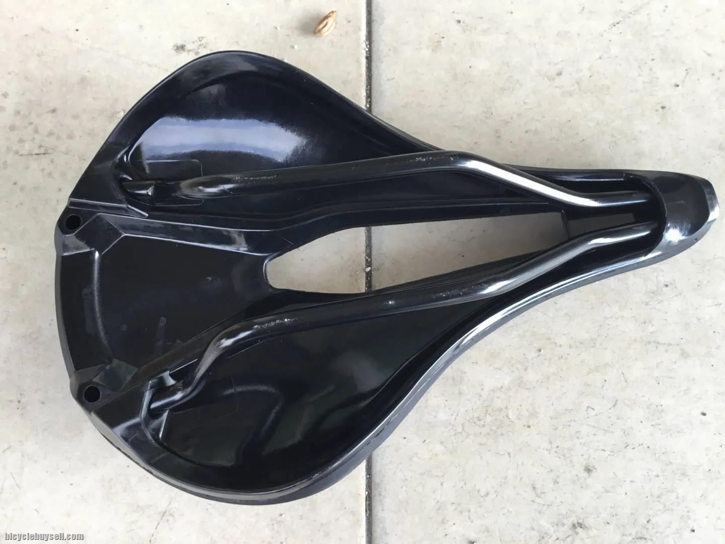 Saddles Wide and Flow - Long Distance -- free courier