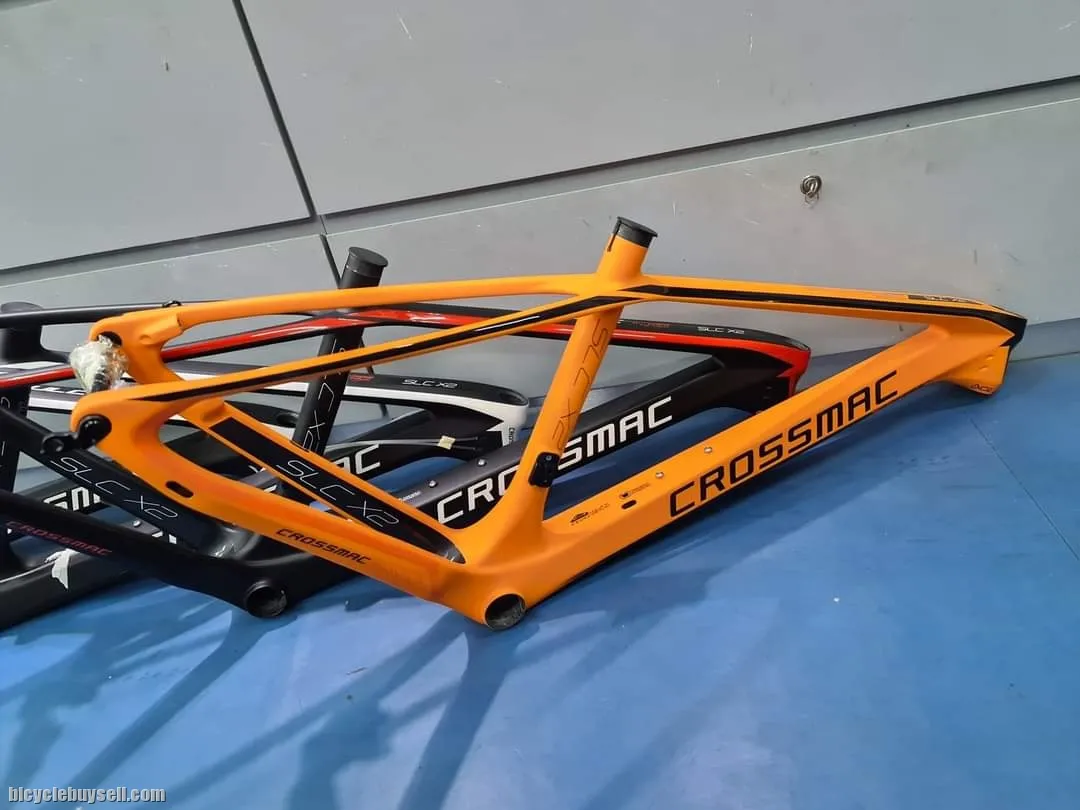 Crossmac SLC X2 (27.5er) Carbon Frame (NonBoost)(16inch) 1.2kg Brand New !!!