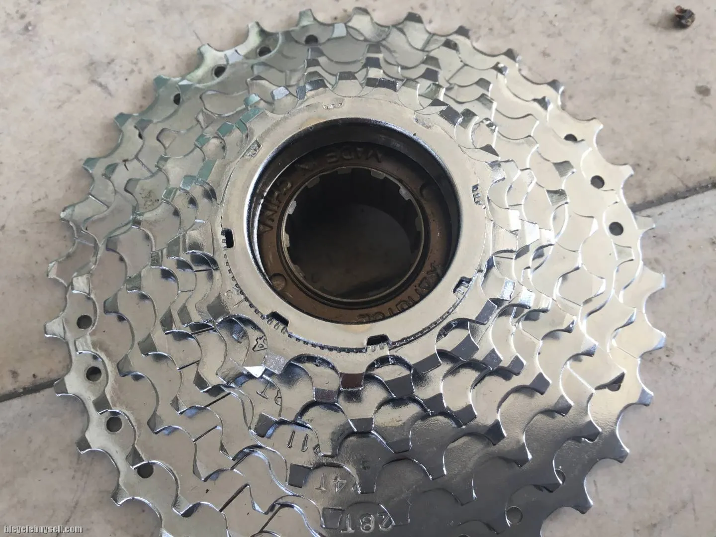 FreeWheel 8speed 13-32T -- free courier