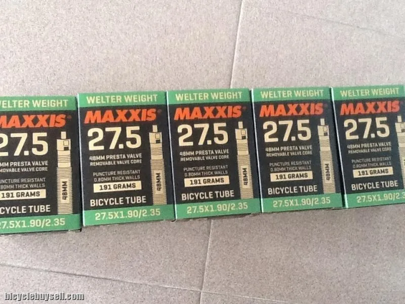 Maxxis Tuib 27.5/650b 1.9-2.35 (Made In Taiwan)  - Light Weight