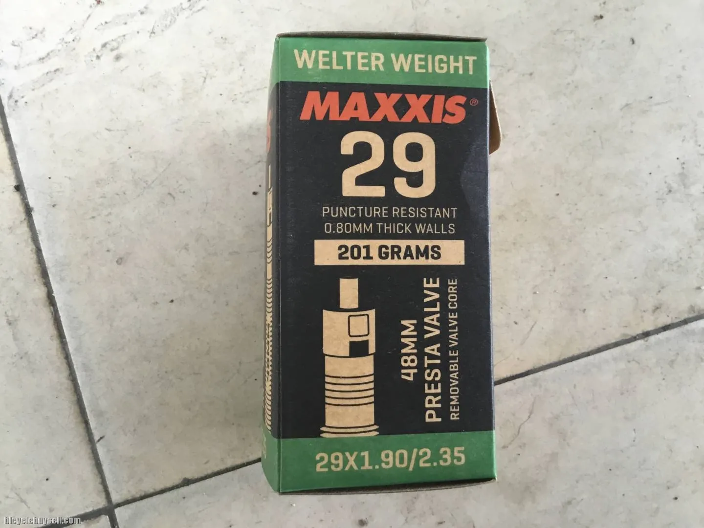 Maxxis Tubes 29er 1.9/2.35 - ( Made In Taiwan ) - Light Weight