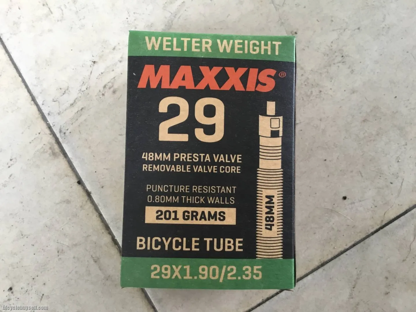 Maxxis Tubes 29er 1.9/2.35 - ( Made In Taiwan ) - Light Weight