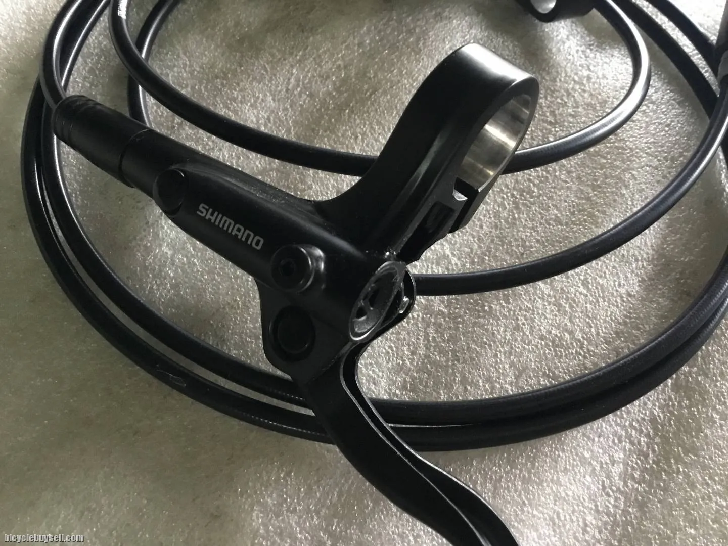 SHIMANO MT200 Hydraulic Disc Brake  @ free pos