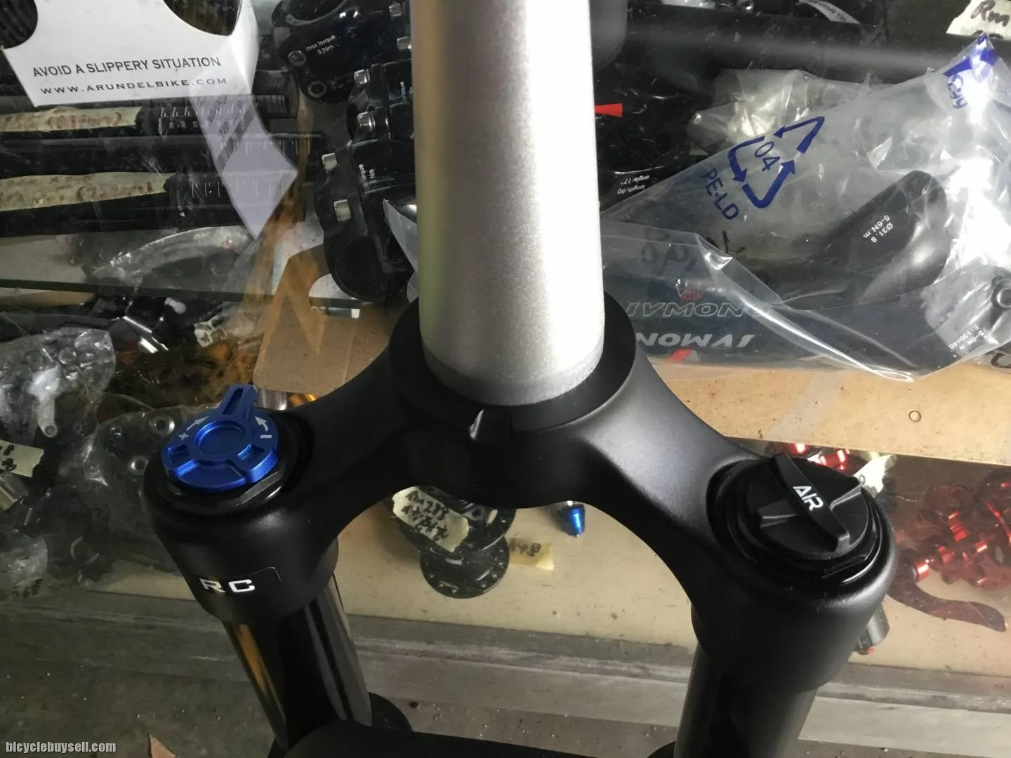 X-Fusion RC32 27.5" Air Fork / Taiwan Made (free pos w.m)