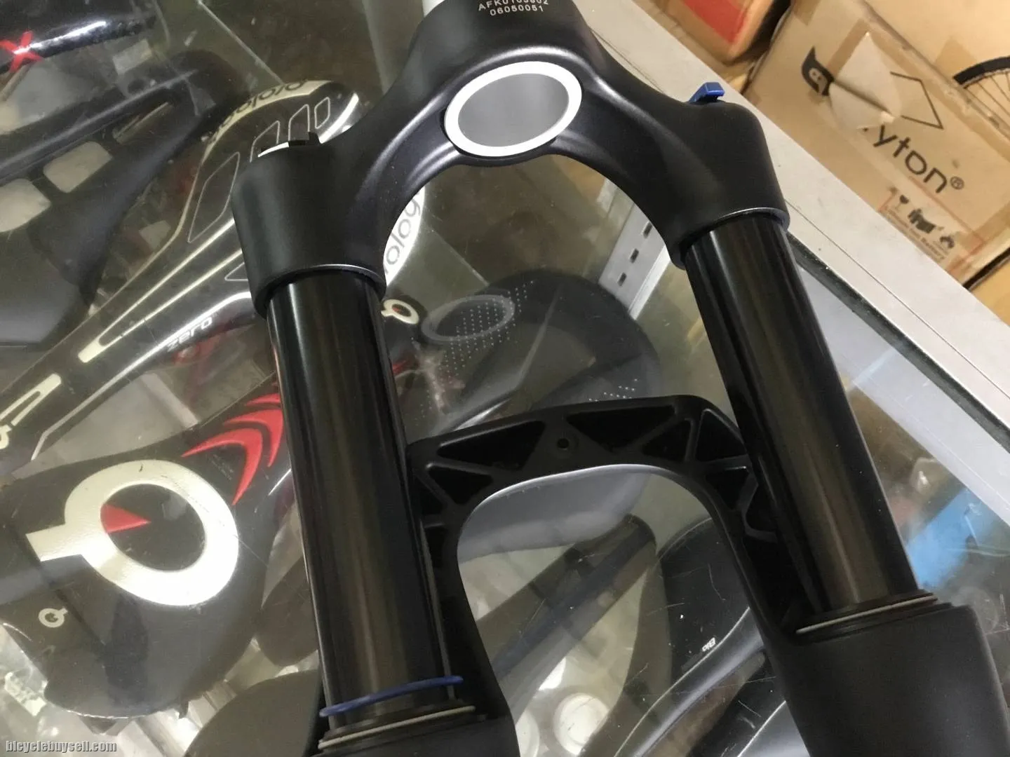 X-Fusion RC32 27.5" Air Fork / Taiwan Made (free pos w.m)