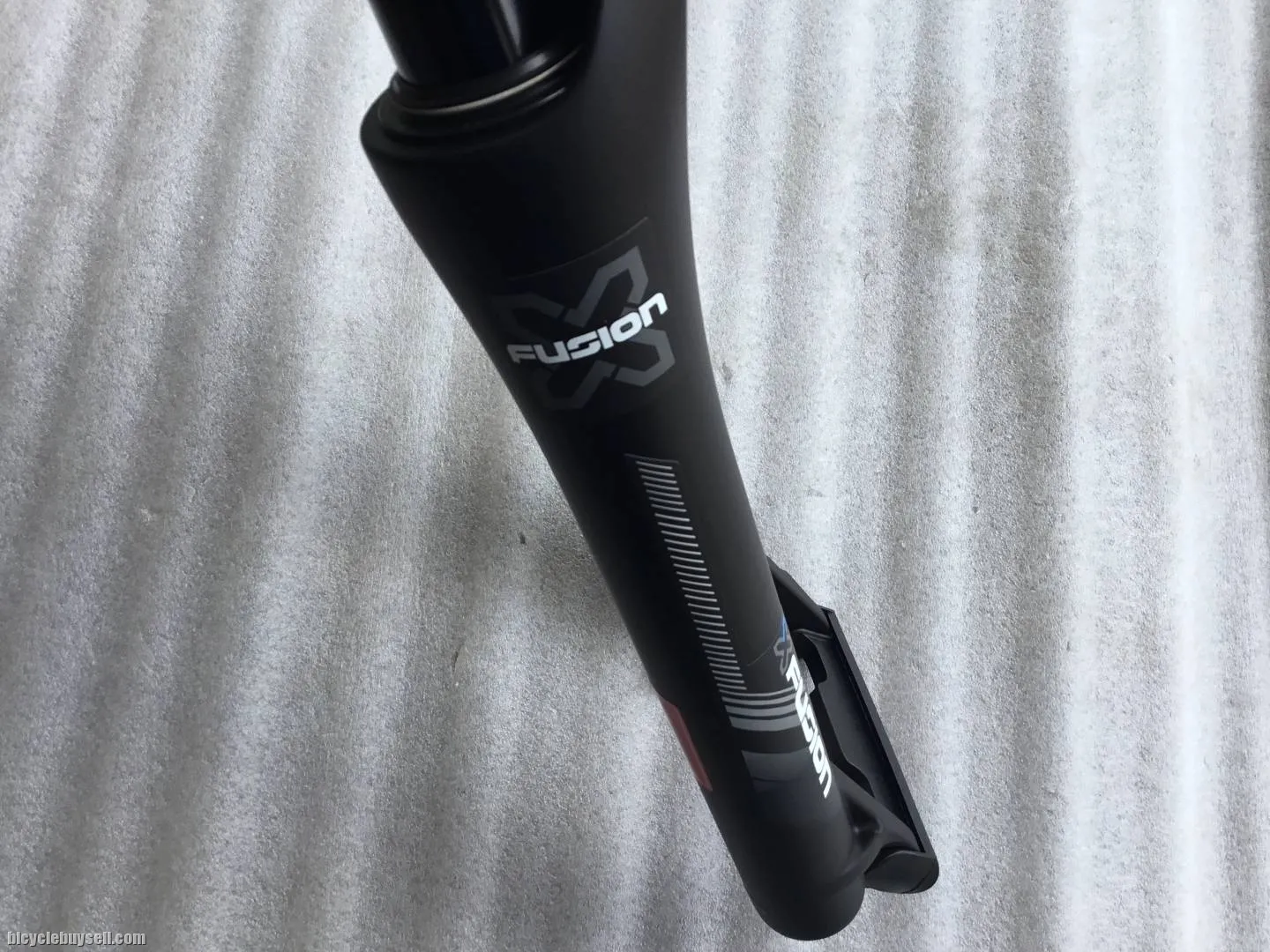 X-Fusion Enix 27.5" Mtb Air Fork | Travel 100mm | Taiwan Made @ free pos