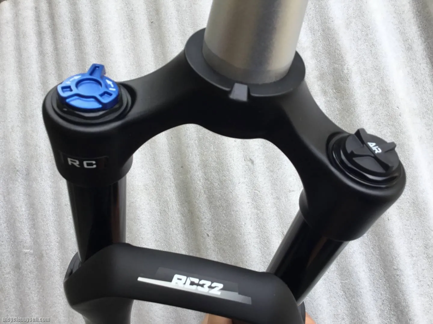 X-Fusion Enix 27.5" Mtb Air Fork | Travel 100mm | Taiwan Made @ free pos