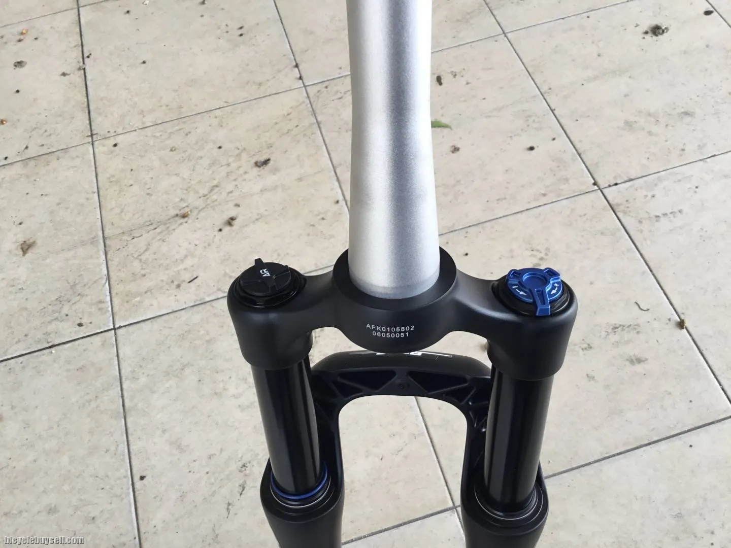 X-FUSION RC32 Pro Air Fork 27.5er - Taiwan -- free courier