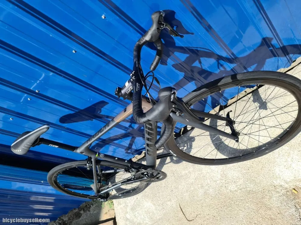 Camp Radon (45/48/51cm) - 9 Speeds Sora - Brand New !!!