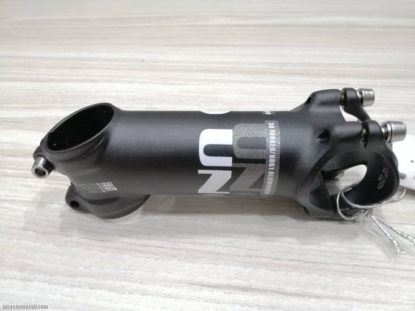 Uno SL 100mm 17 Degree Stem