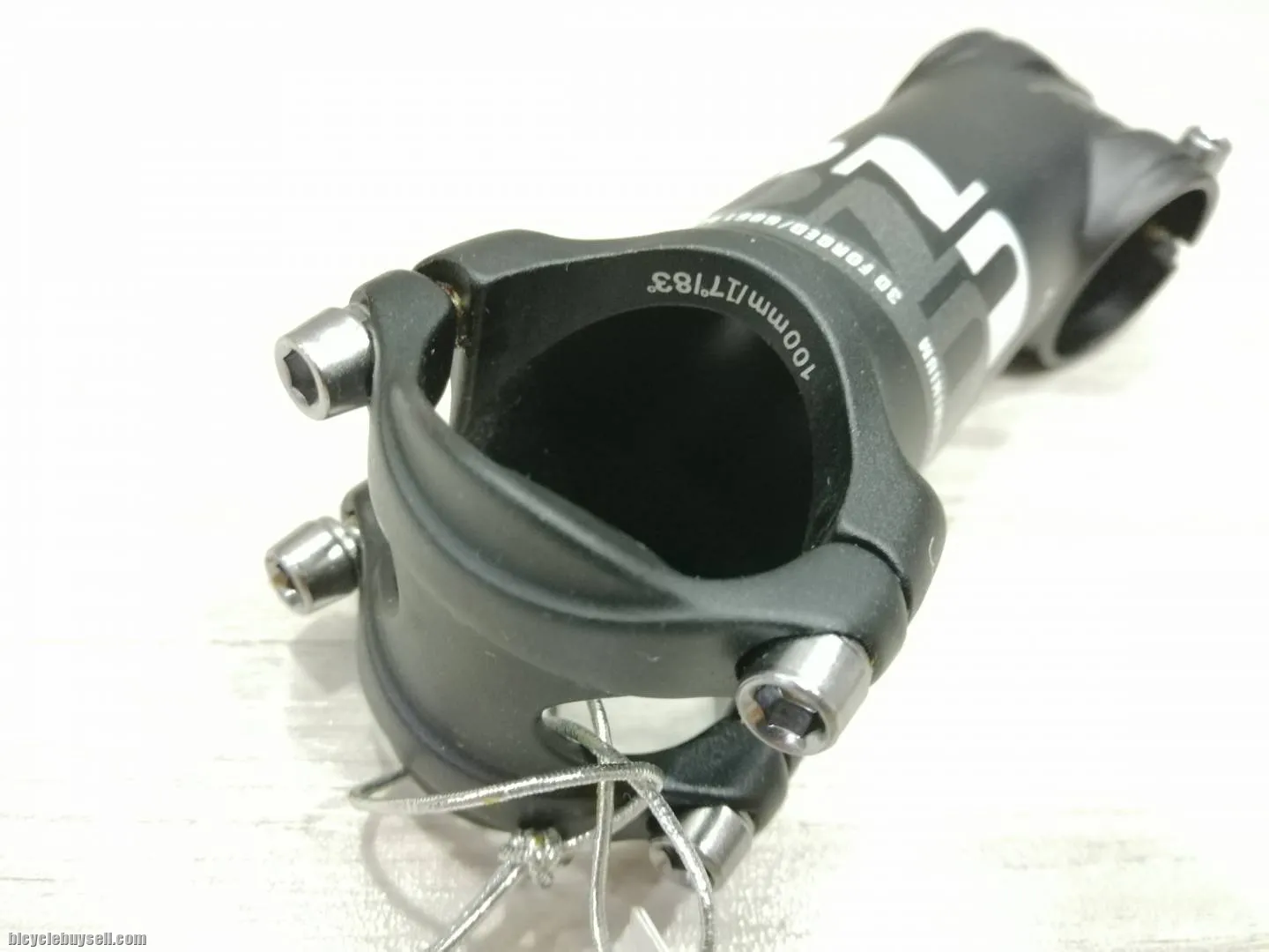 Uno SL 100mm 17 Degree Stem