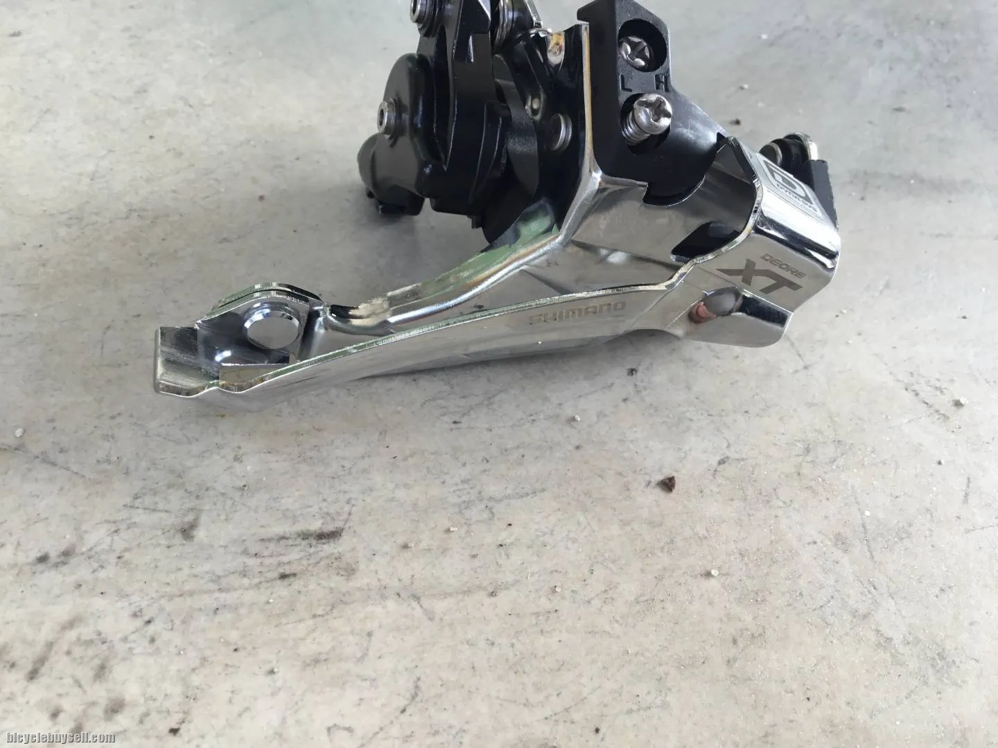 Shimano XT 2x10speed FD - Low Clamp â€” free courier