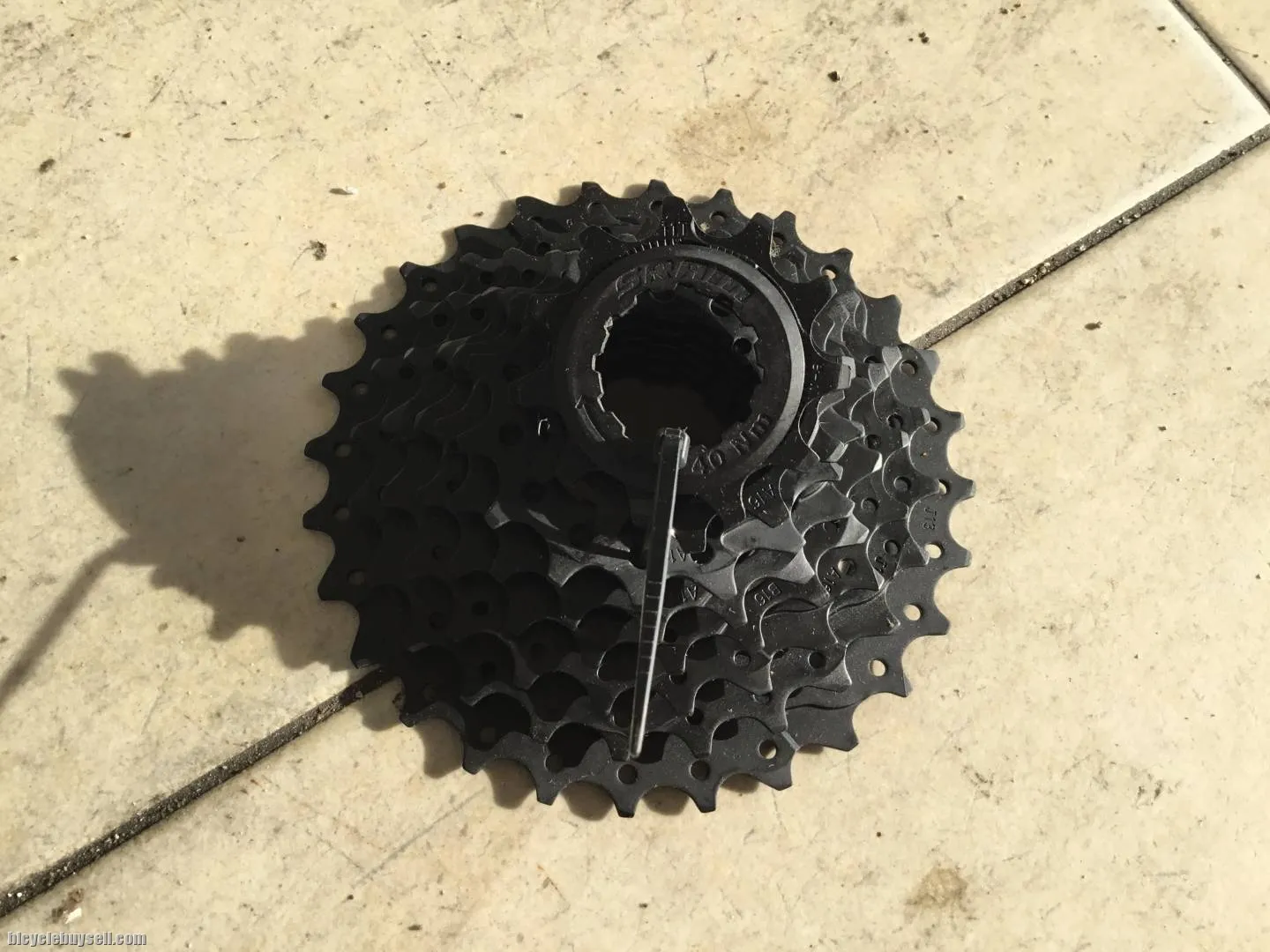 Sram PG820 8s Caset 28T - free courier