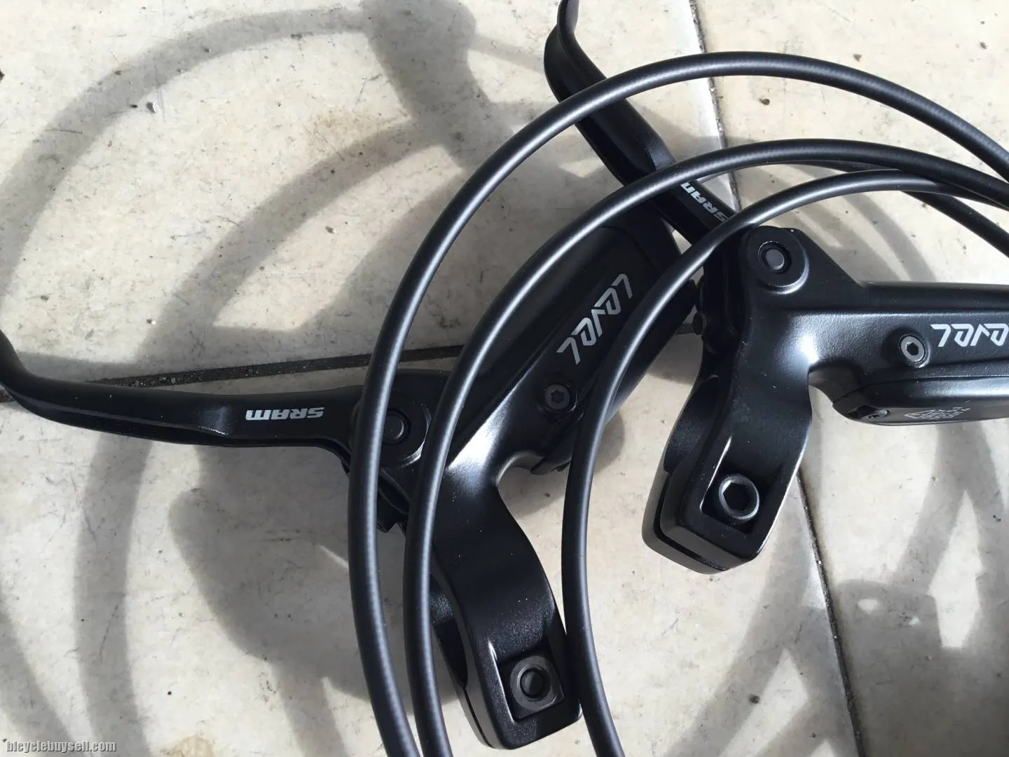 Sram LEVEL Pro Hidaulic Brakeset - free courier