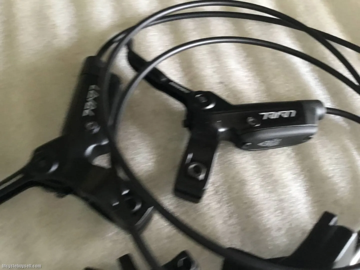 Sram LEVEL Performance Brakset @ free pos