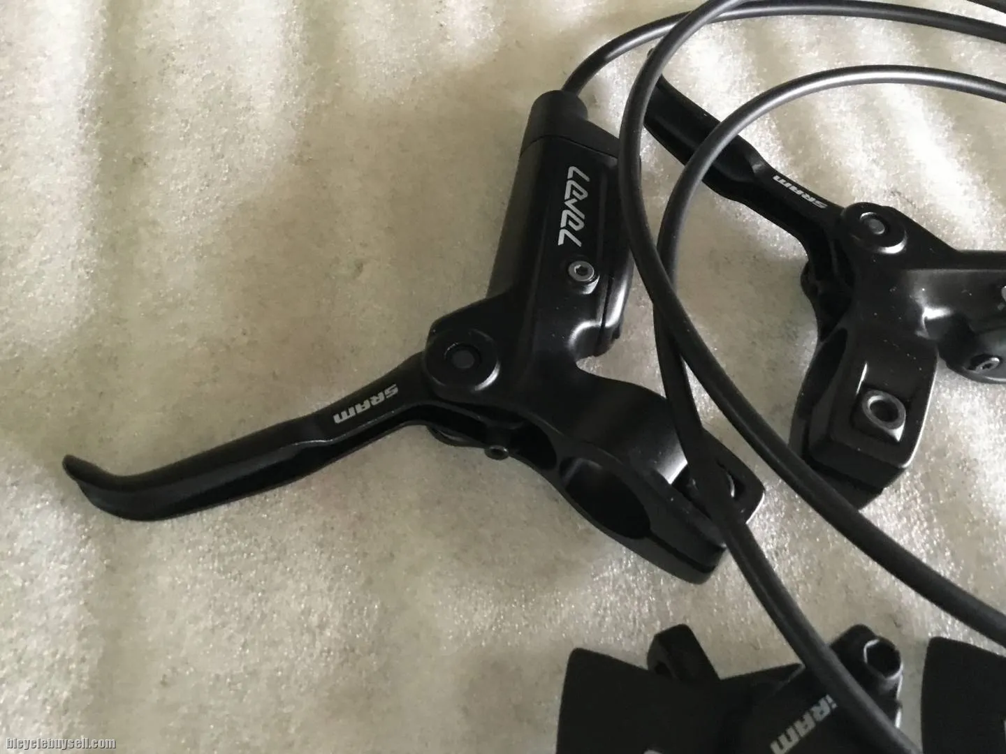 Sram LEVEL Performance Brakset @ free pos