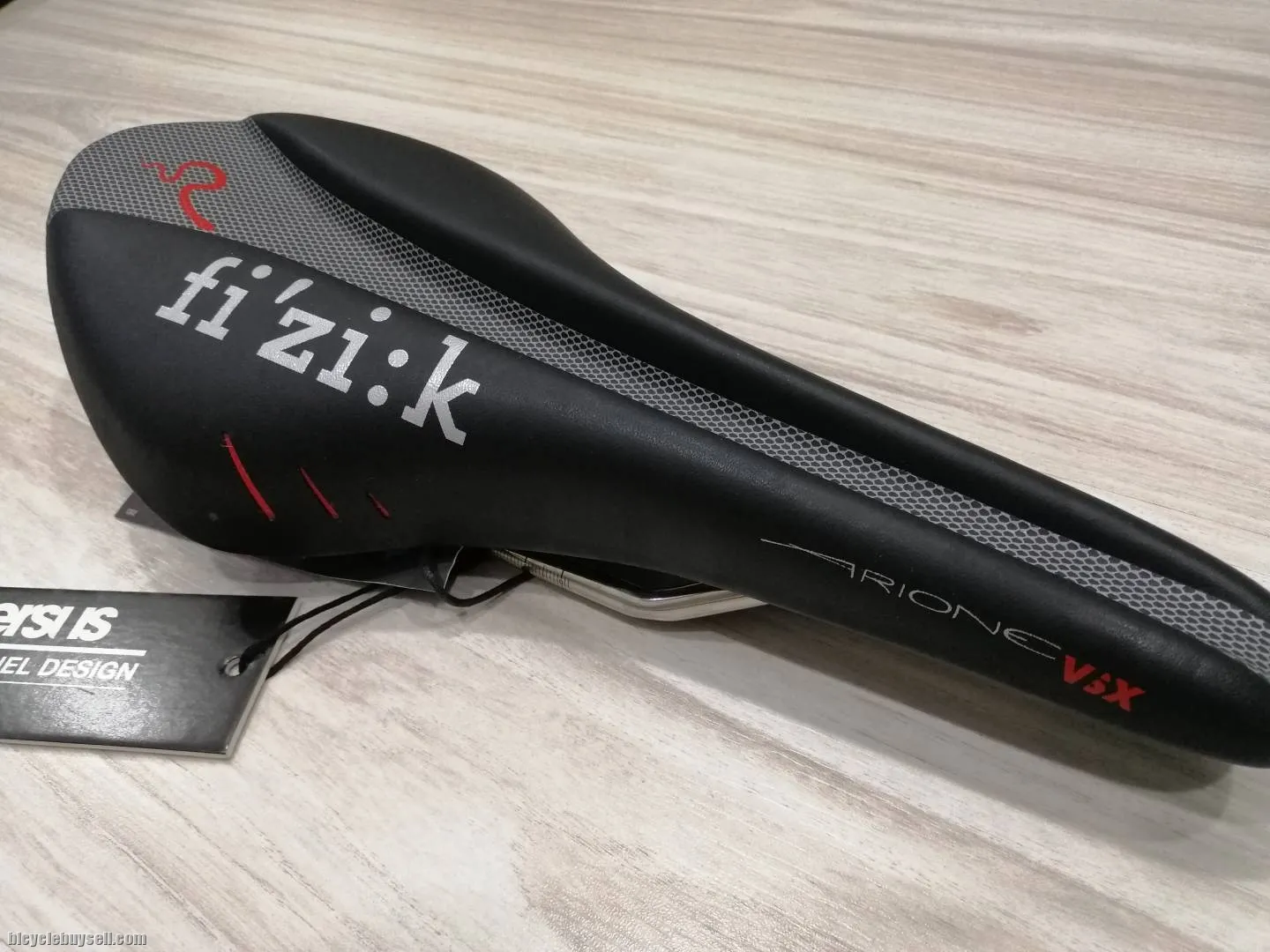 Fizik Arione VSX Kium Rail Saddle