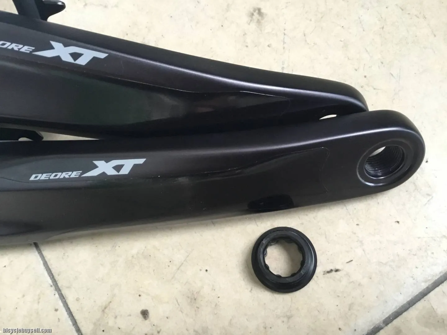 Shimano XT M8100 Crankset 1x12speed - Japan -- free courier