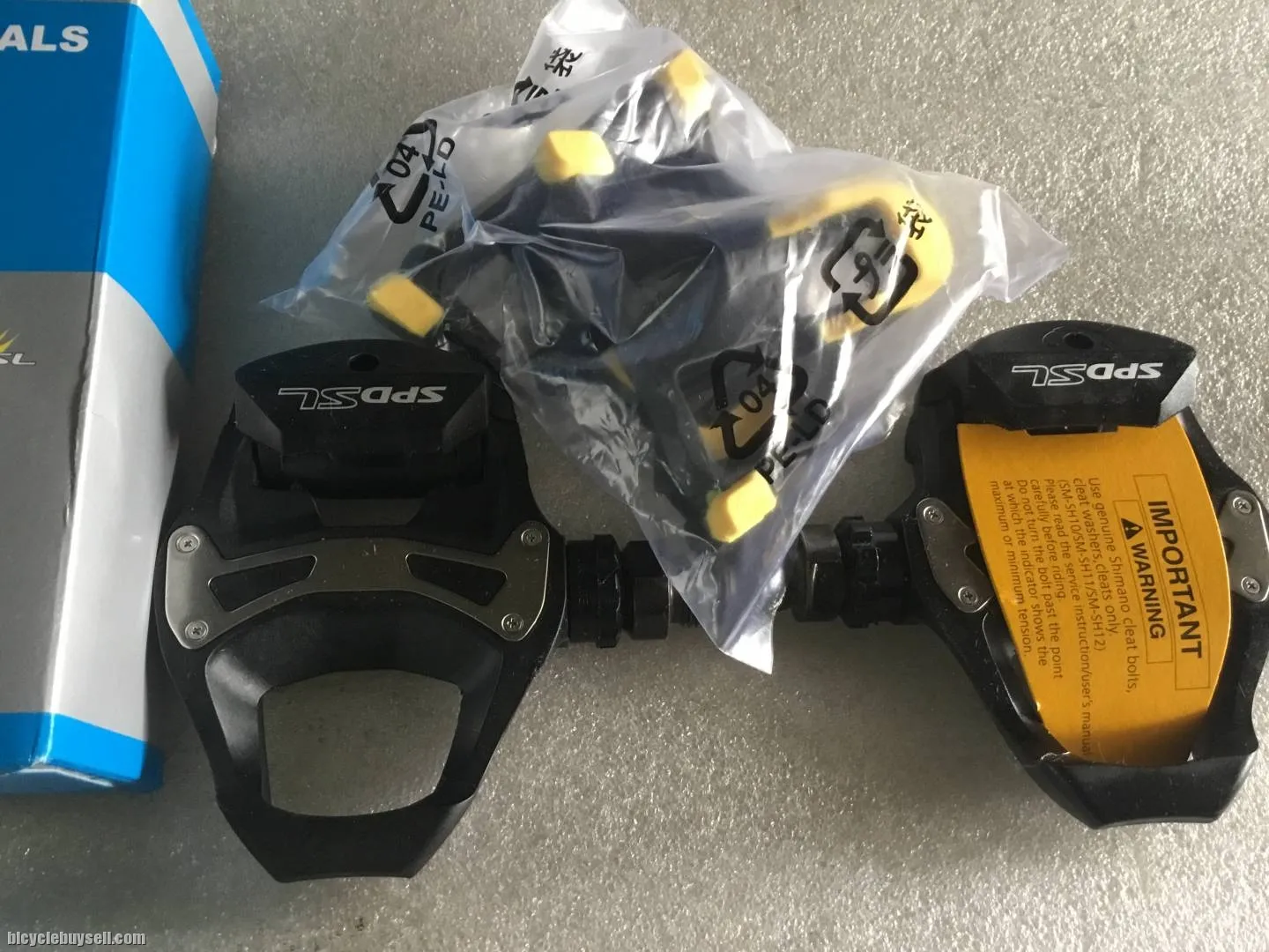Shimano SPD-SL R550 Clip Pedal @ free pos