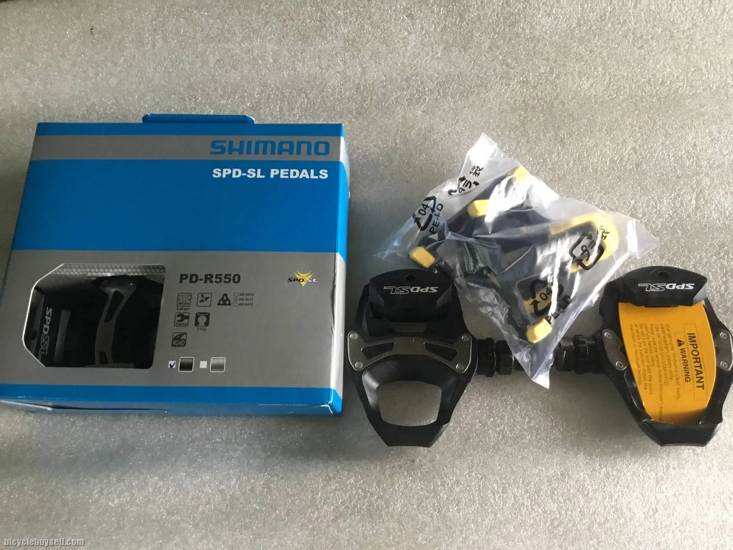 Shimano SPD-SL R550 Clip Pedal @ free pos