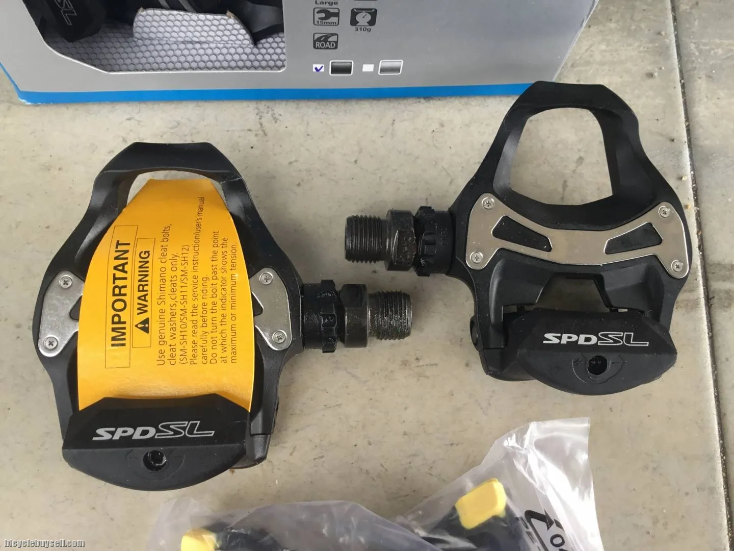 Shimano R550 Road Clip SPD Pedal - Japan - free courier