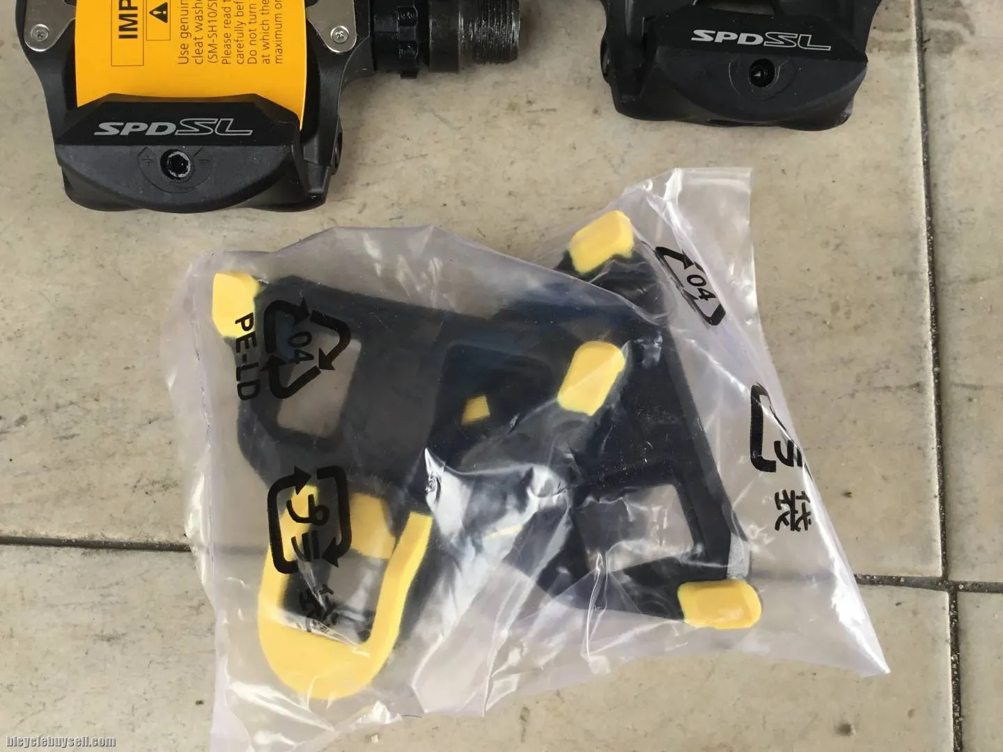 Shimano R550 Road Clip SPD Pedal - Japan - free courier