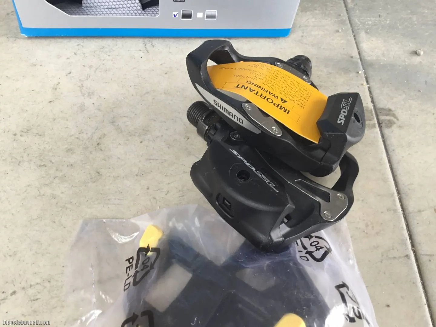 Shimano R550 Road Clip SPD Pedal - Japan - free courier