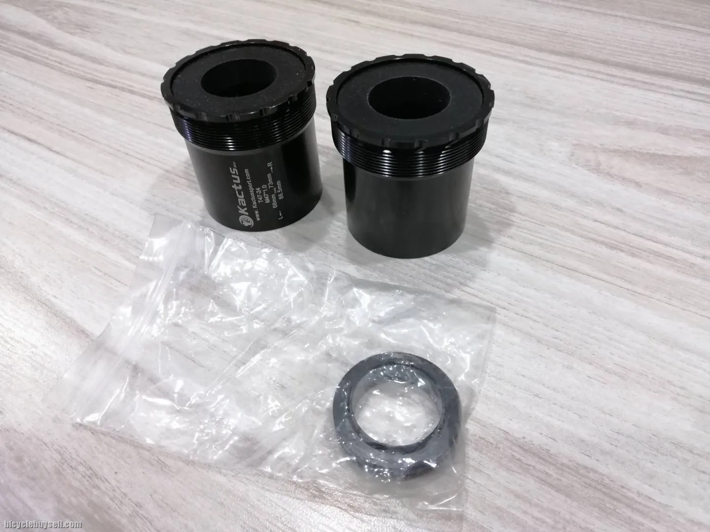 Kactus T47-24 Ceramic Bottom Brackets