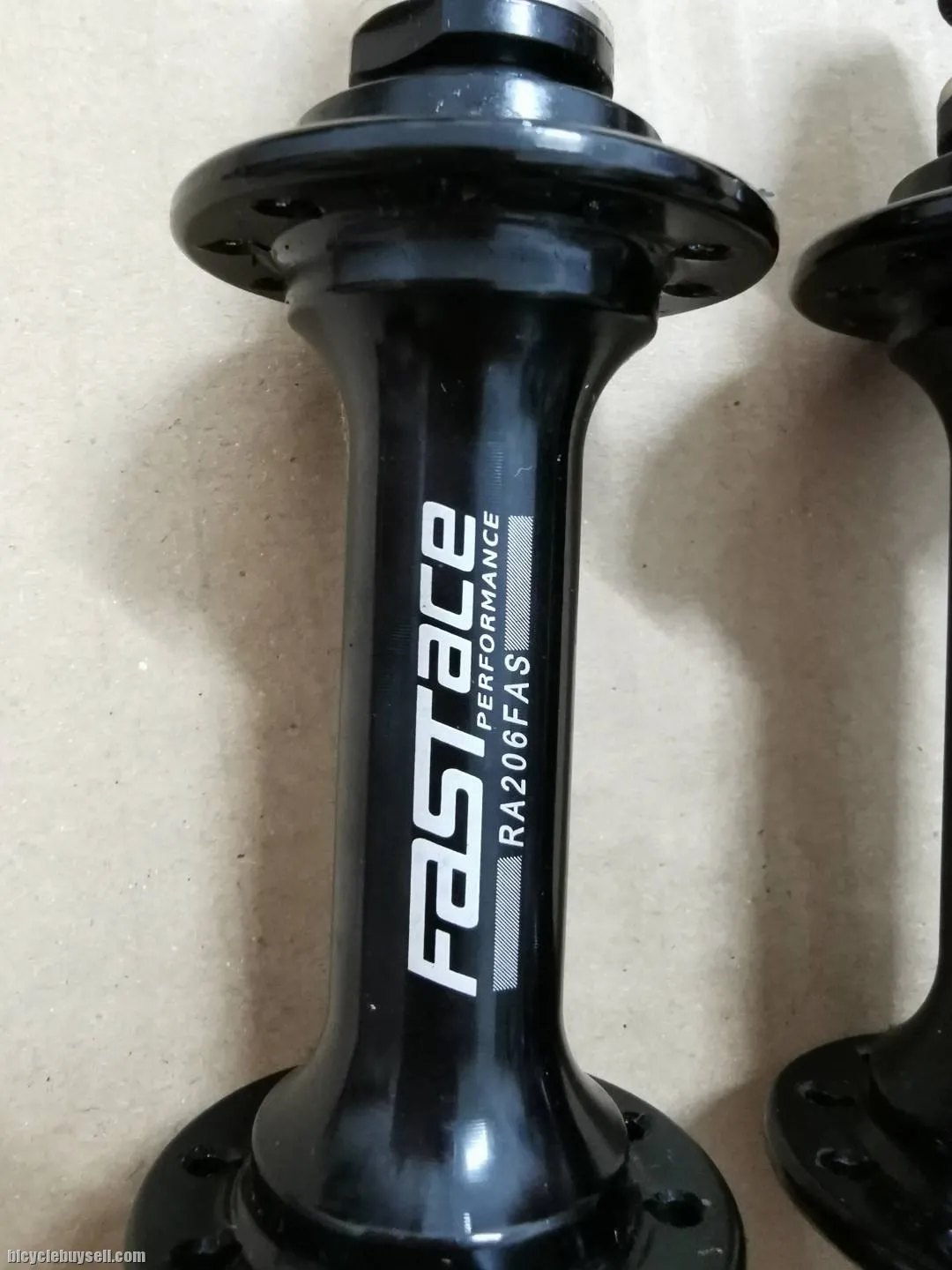 (Last one) Front Hub Road bike Fastace