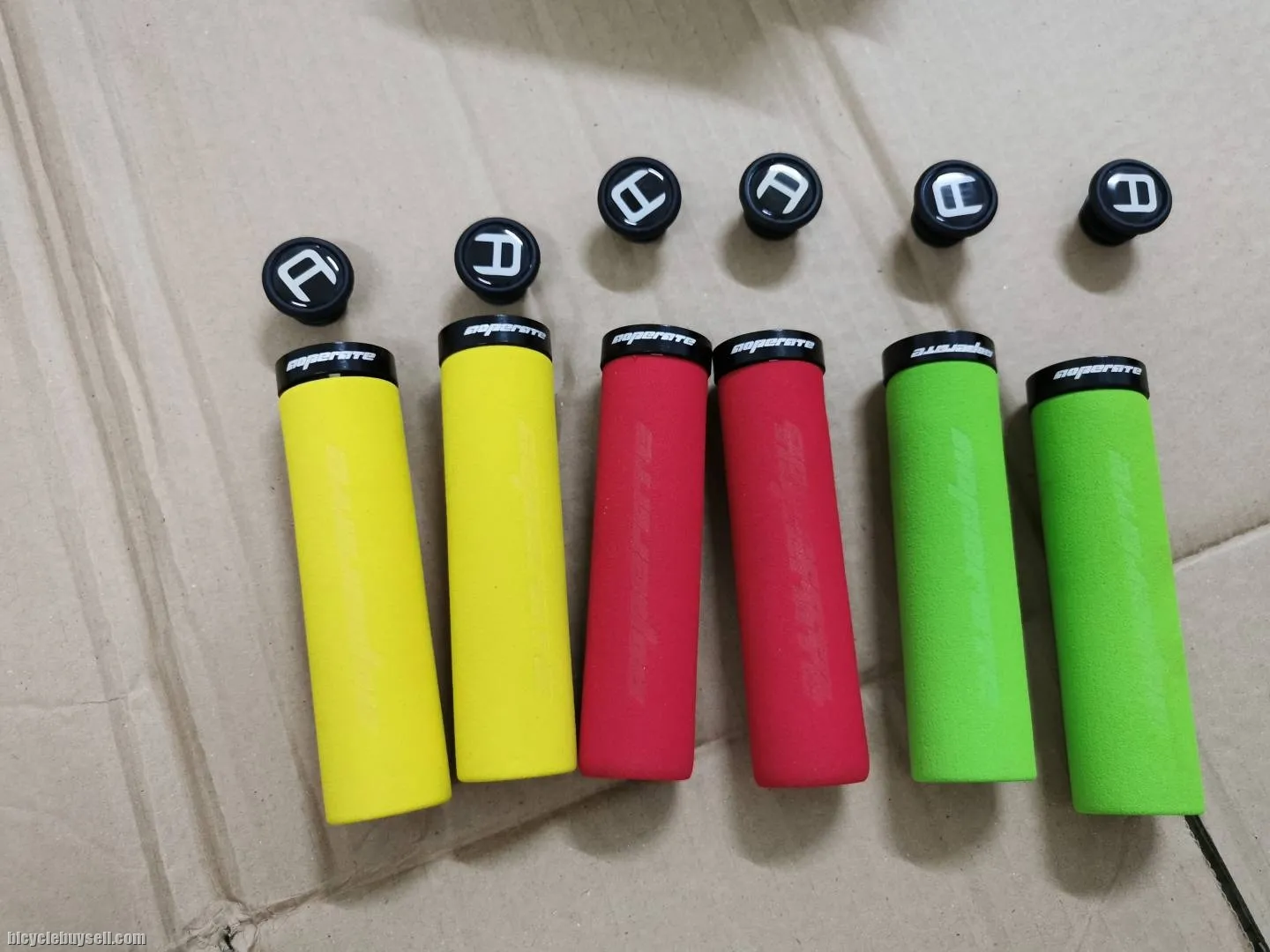 @Operate Locking Grip