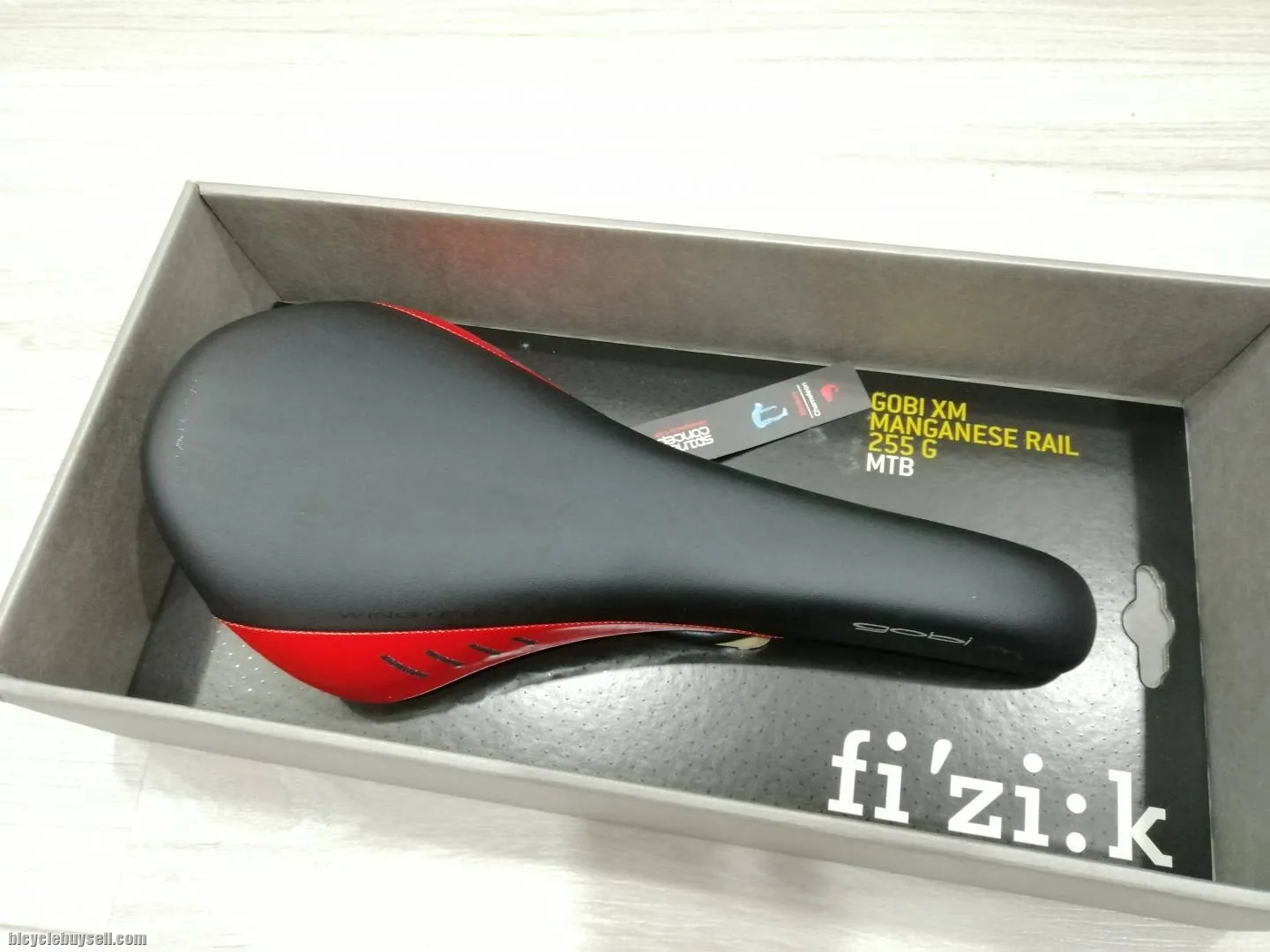 Fizik Gobi XC Manganese Rail 285mm x 130mm Saddle